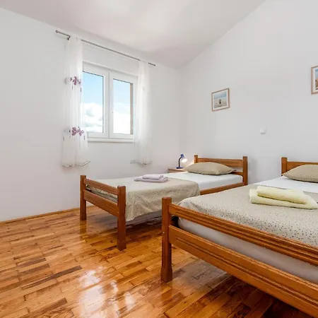 3 Bedroom In Apartment